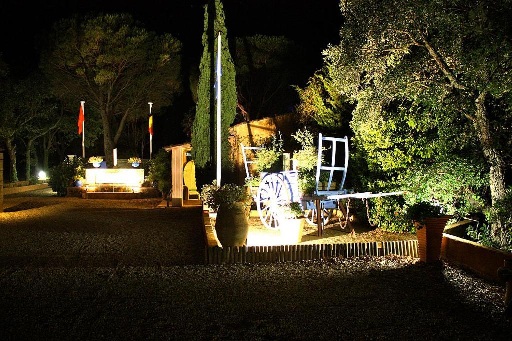 Athenopolis Hotel Grimaud Kültér fotó